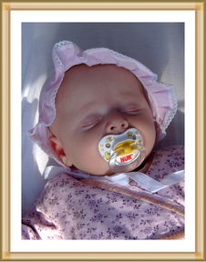 新生儿营养需求全解析：宝贝原生多长时间适合添加辅食