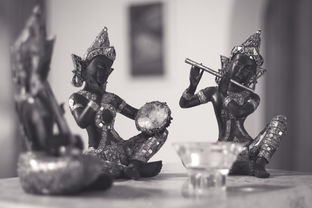 文明与众神圣器完美搭配攻略：探索神秘宇宙的奥秘并构建璀璨文明