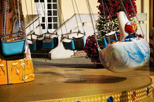 剑舞江湖：传奇九剑冲天，刀光剑影漫天飞舞，谁主沉浮，谁能称霸江湖？