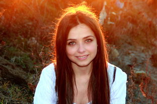 (无广告 小游戏)畅玩无广告版刺激巅峰战场：精品小游戏带你体验极致战斗快感