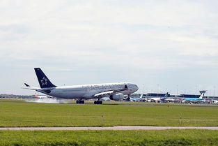 探讨网络游戏《斗战封天》中提现行为引发封号问题：公平游戏与网络赚钱间的冲突