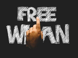 (电脑启动后无法显示桌面图标)电脑启动后不显示桌面？原因及解决方法详细解读