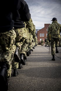 (日本武士 忍者)探索传统日本武士忍者服装，了解历史与文化传承