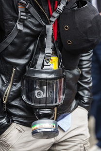 (合体战争 袭击)合体战争下的无敌袭击:穿越敌阵的策略与勇气 (合体战争 袭击)合体战争下的无敌袭击:穿越敌阵的策略与勇气