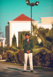 (狂热大地)探秘狂热之地国际服：全球玩家狂热追捧的游戏服装风潮