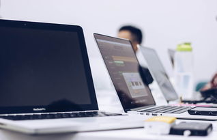 电脑一开机就蓝屏，无论进入安全模式还是正常模式都无法解决的问题分析与应对方法