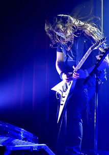 一窥《平凡的世界》的精彩:详细介绍主要演员表及其鲜为人知的幕后故事 一窥《平凡的世界》的精彩:详细介绍主要演员表及其鲜为人知的幕后故事