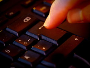 如何通过iPhone实现对电脑键盘的无线控制与操作技巧分享