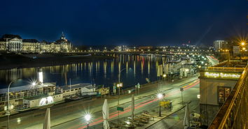 穿越城市繁华，畅游都市风光，畅行地铁四号线带你探索城市魅力