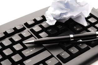 如何在键盘上打出分数1/2？学会这个简单技巧让你处理数学问题更轻松！