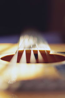 (歌词时光屋是什么歌)时光屋歌曲原唱：穿越音乐历程，探寻经典歌曲的原声魅力