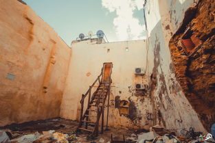 探寻远古遗迹：引领你探索神秘的远古小镇，揭秘橡木桶的踪迹位置