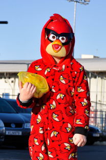 (愤怒的小鸟3星攻略)愤怒的小鸟5-7三星攻略：如何轻松获得三星评级？