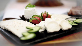 (风味美食街攻略)品味独特!探寻风味美食街国际服装与美食之间的奇妙联系 (风味美食街攻略)品味独特!探寻风味美食街国际服装与美食之间的奇妙联系